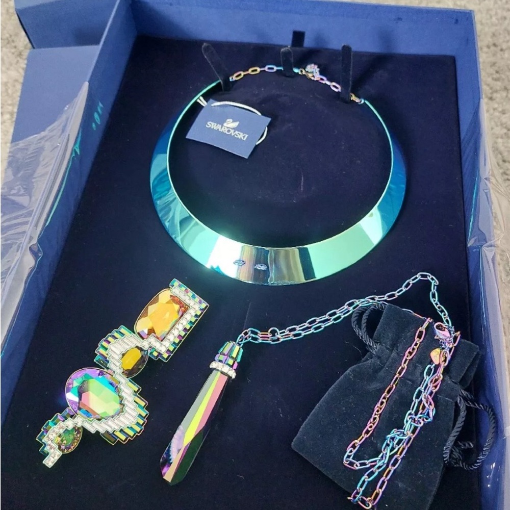Rare NEW Authentic Swarovski snake Collar necklace. Large serpent Collar neon.